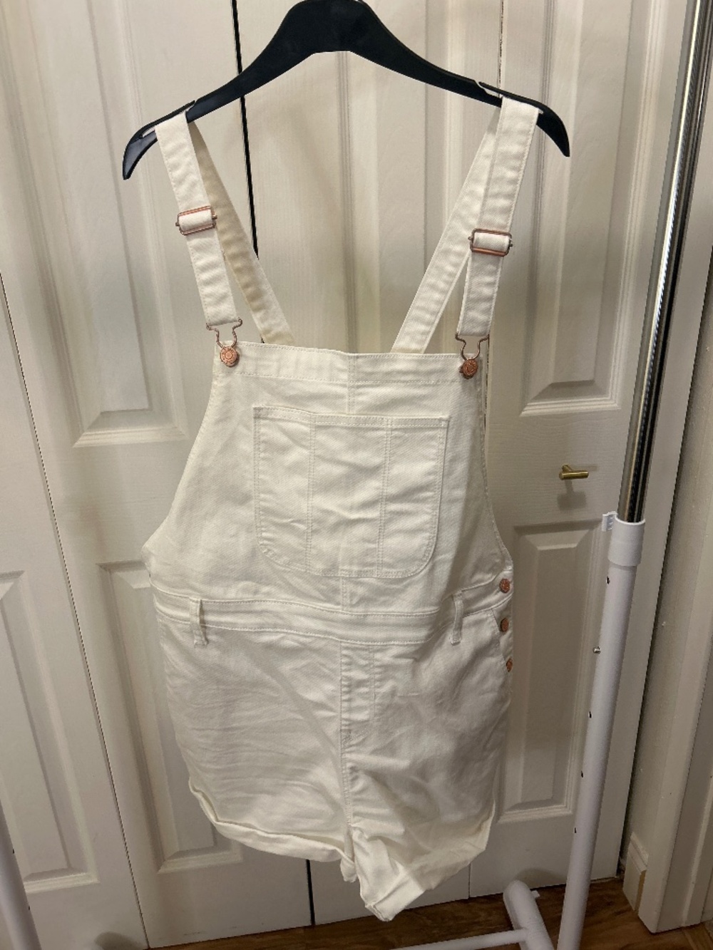Old Navy White Denim ShortAll Size XL